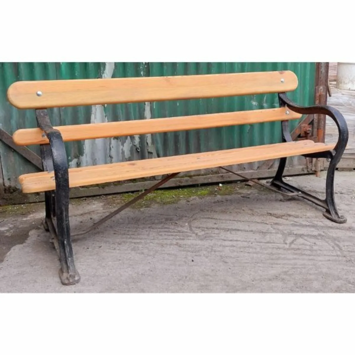 Park Bench with Cast Iron Ends – KAS68 - Image 1