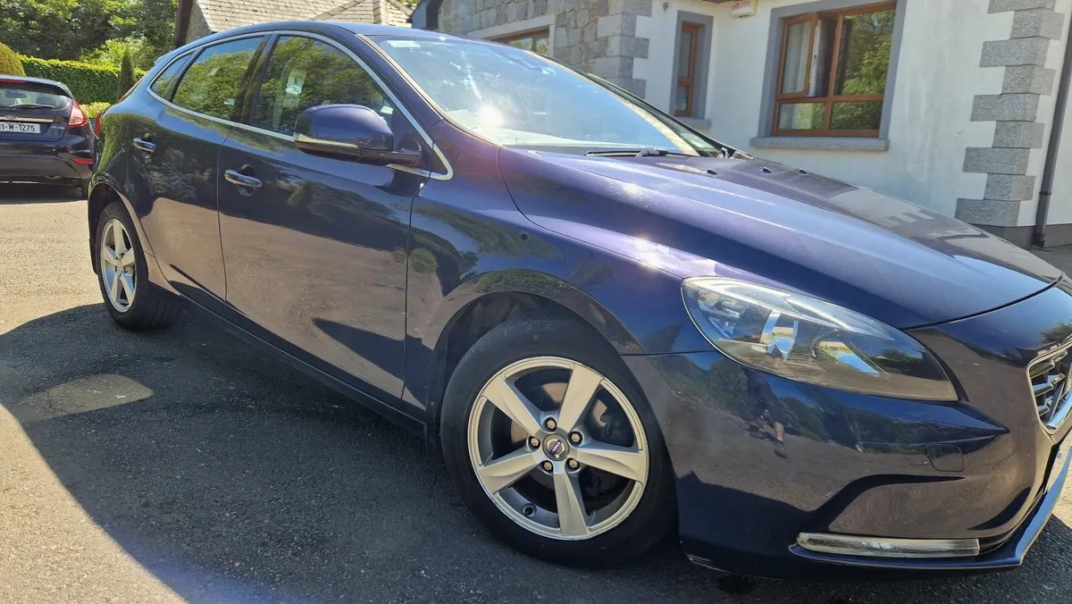 Volvo V40 2014 - Image 4