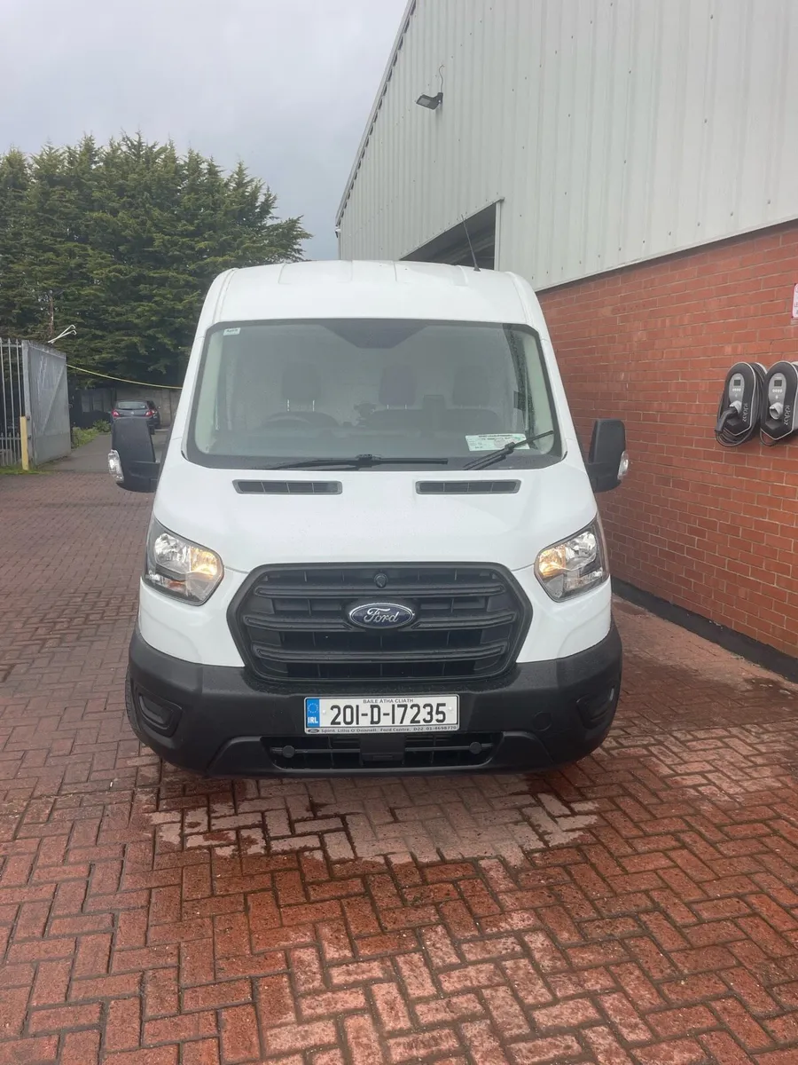 Van - Image 2