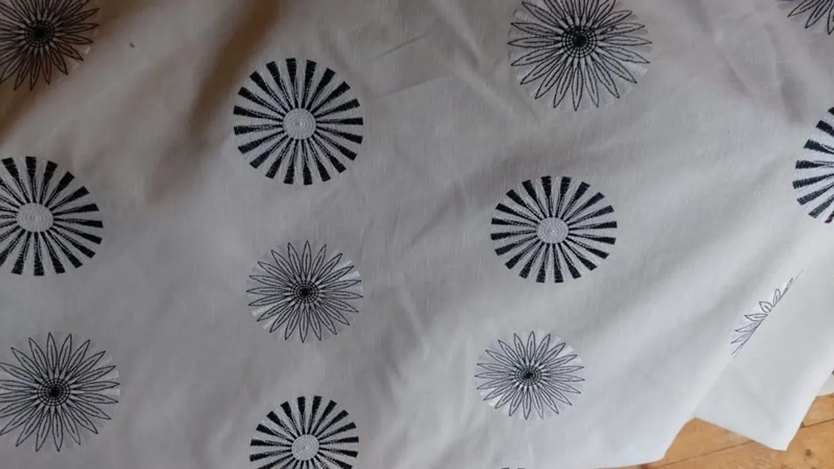 Absolute Bargain Fabric - Image 2