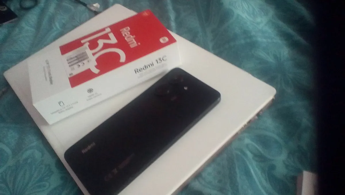 Xiaomi RedMi 13C 128gb black - Image 1