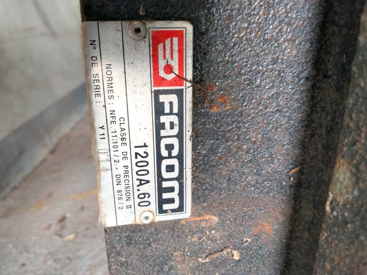 Cast Iron Engineers Surface plate - Image 2