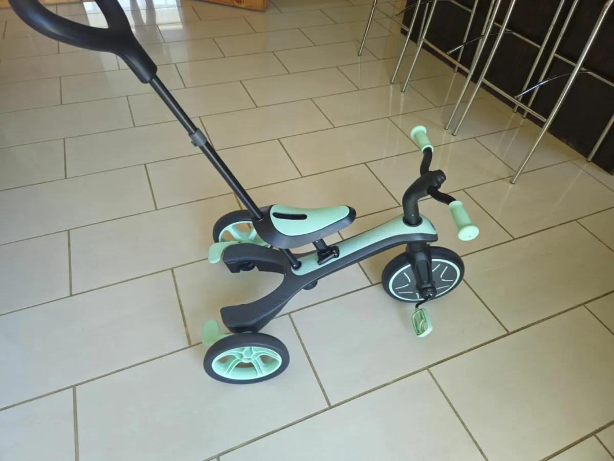 Kids bike - Image 4