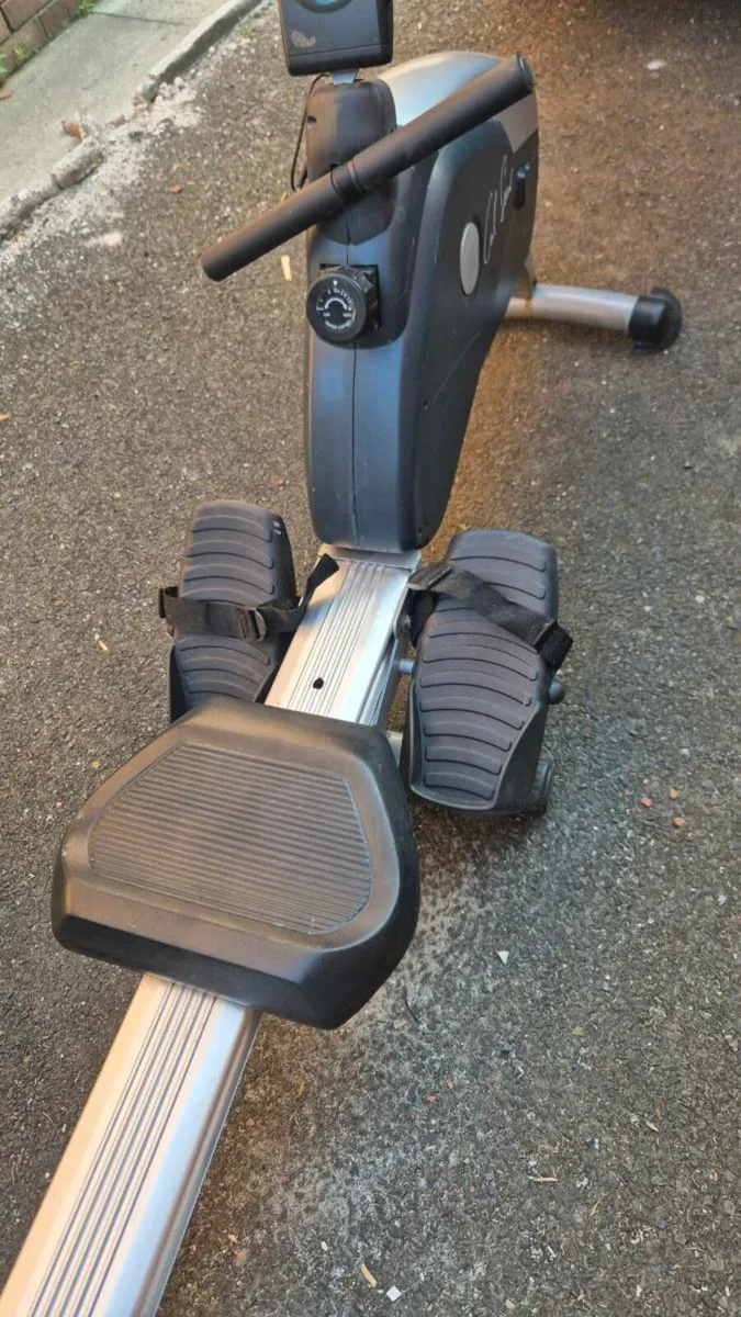 Carl lewis rowing machine - Image 2