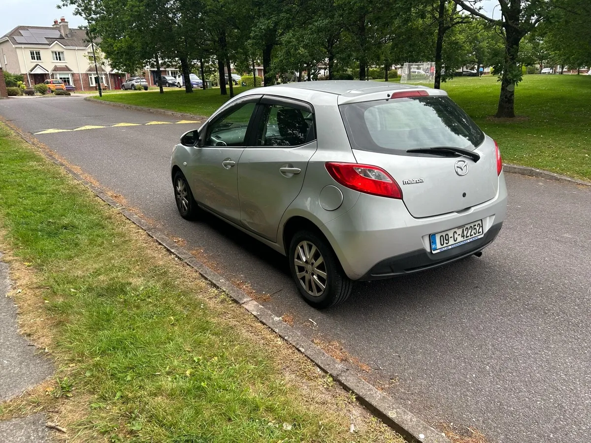 Mazda Demio 1.3 petrol Automatic - Image 3