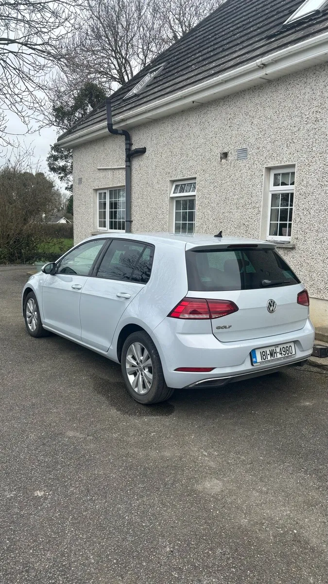181 Volkswagen Golf - Image 1