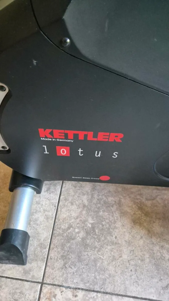 Exercise bike - Image 2