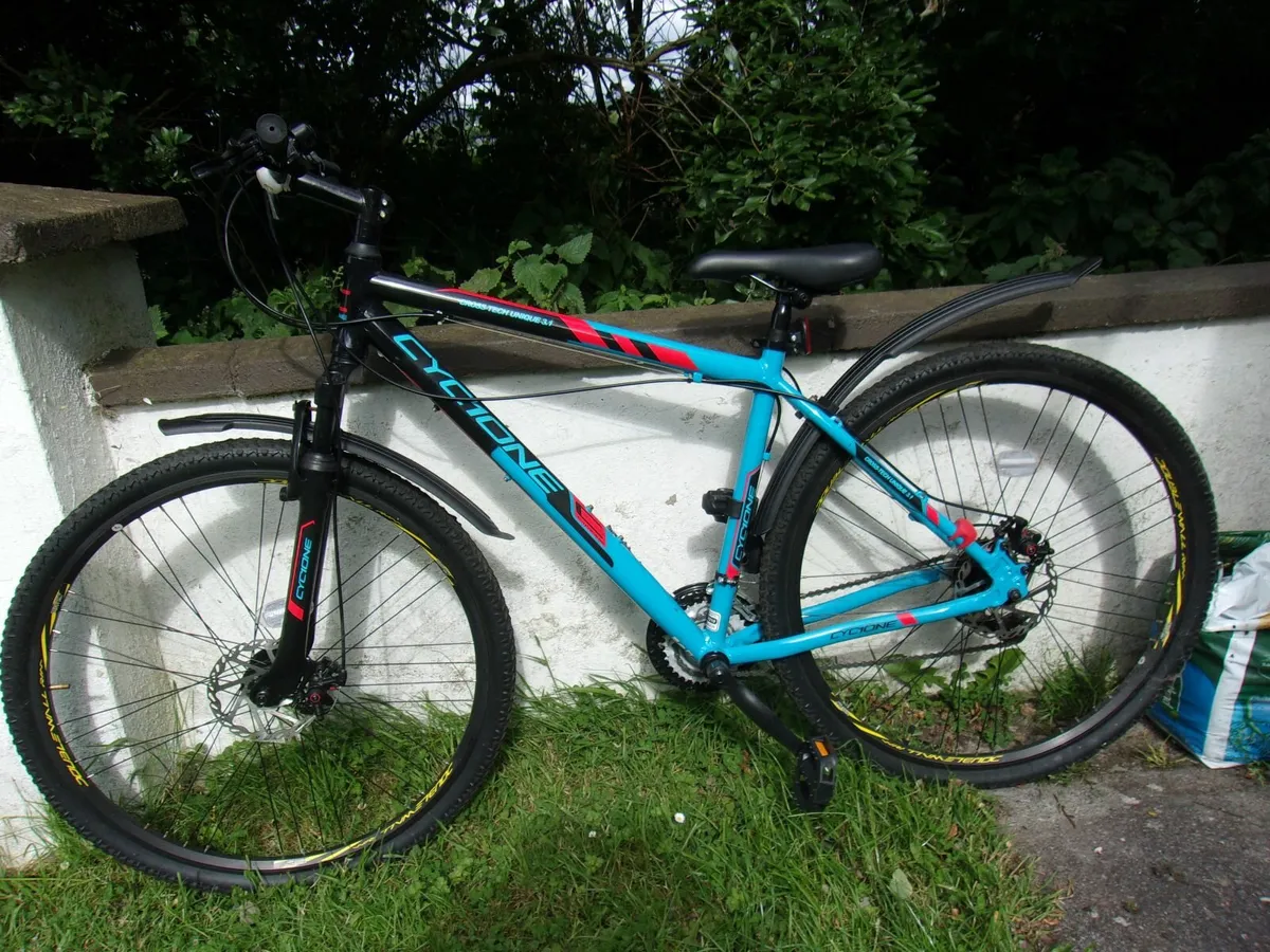 GENTS  /  BOYS MOUNTAIN BIKE  +  HELMET - Image 2