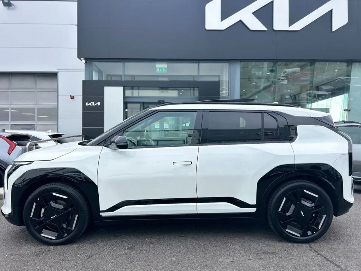 Kia EV3 GT Line - Image 2