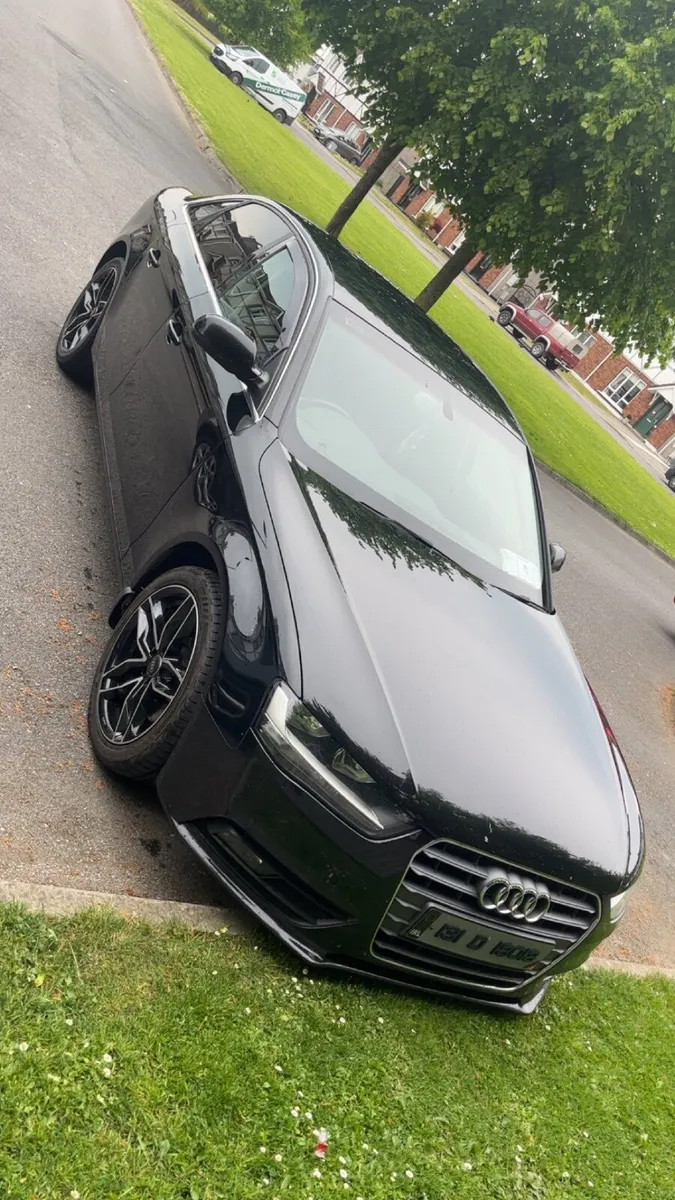 Audi A4 2013 - Image 1