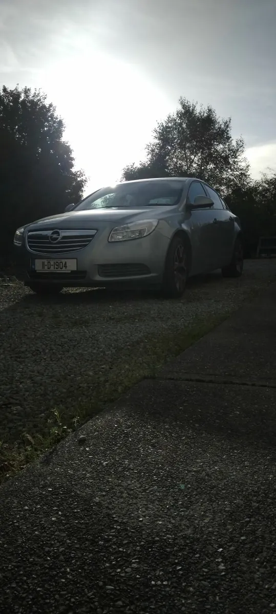 Opel insignia 2011 - Image 2