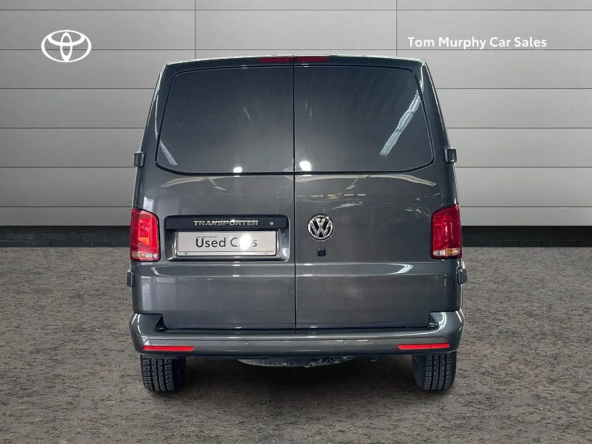 Volkswagen Transporter 30 PVS Trendline 150HP Man - Image 4