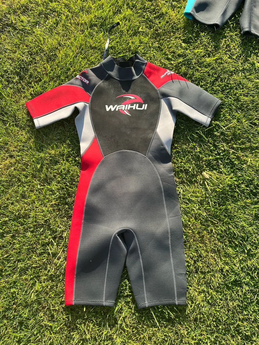 Two wet suits - Image 3