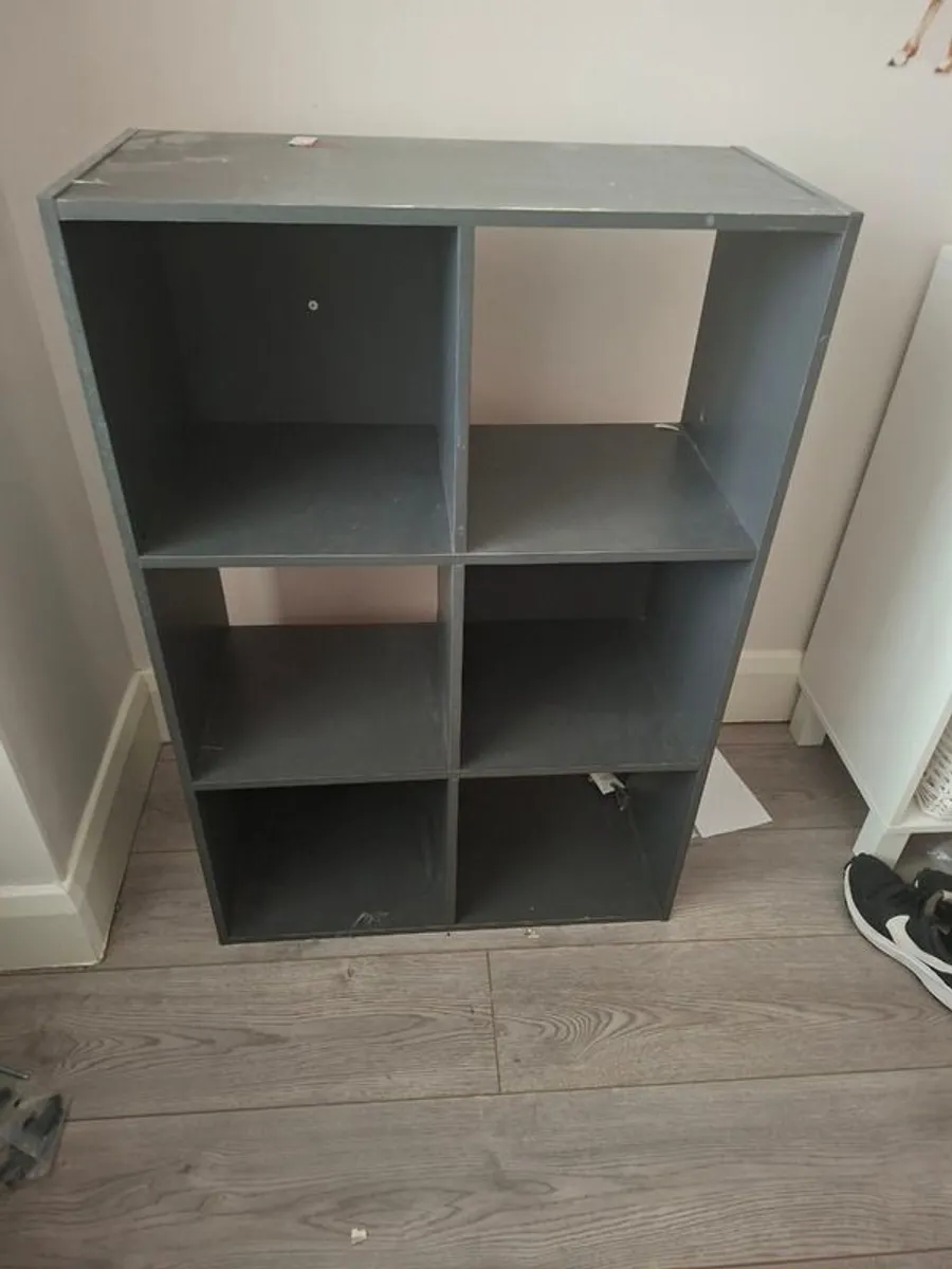 Bookshelf