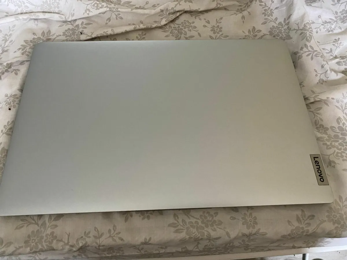 Lenovo IdeaPad 1 - 15.6” Full HD - Image 4