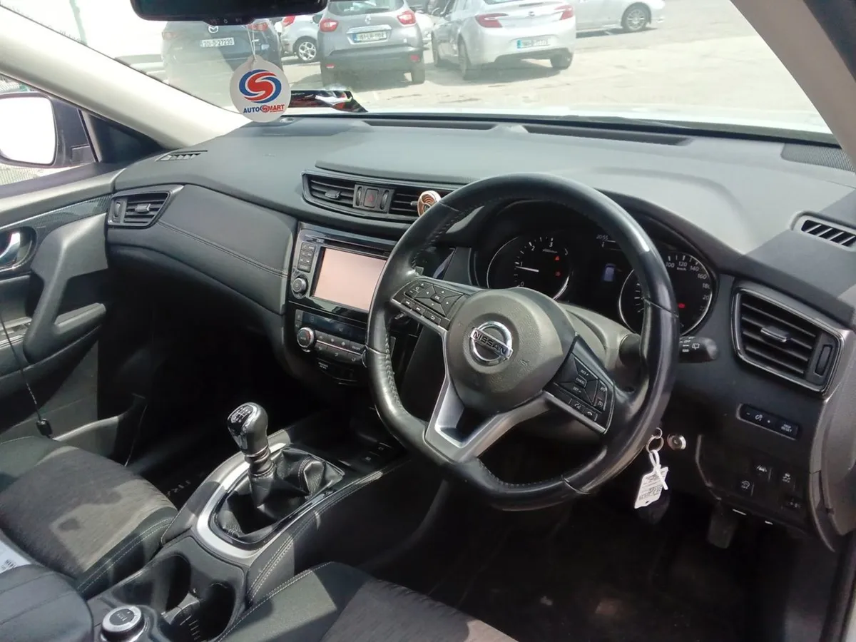 Nissan X-Trail 1.7 DSL SV 4X4 VAN MY2 - Image 4