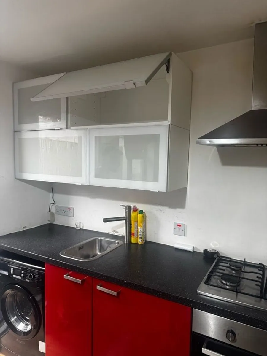 kitchen - Image 1