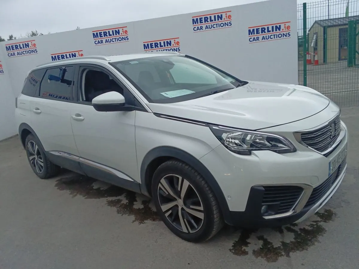 Peugeot 5008 Allure 1.5 Blue HDI 130 - Image 2