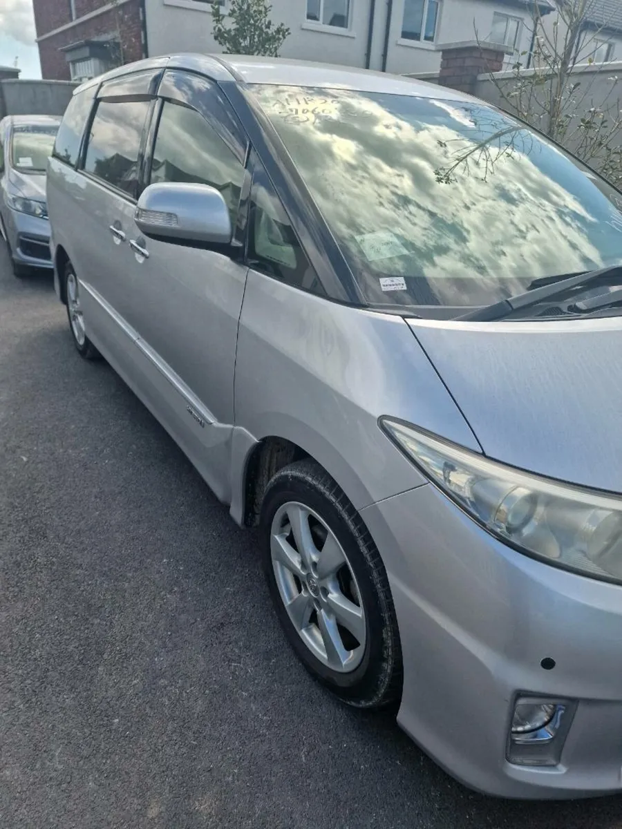 2012Toyota Estima Hybrid 2.4L auto 67K km only - Image 2