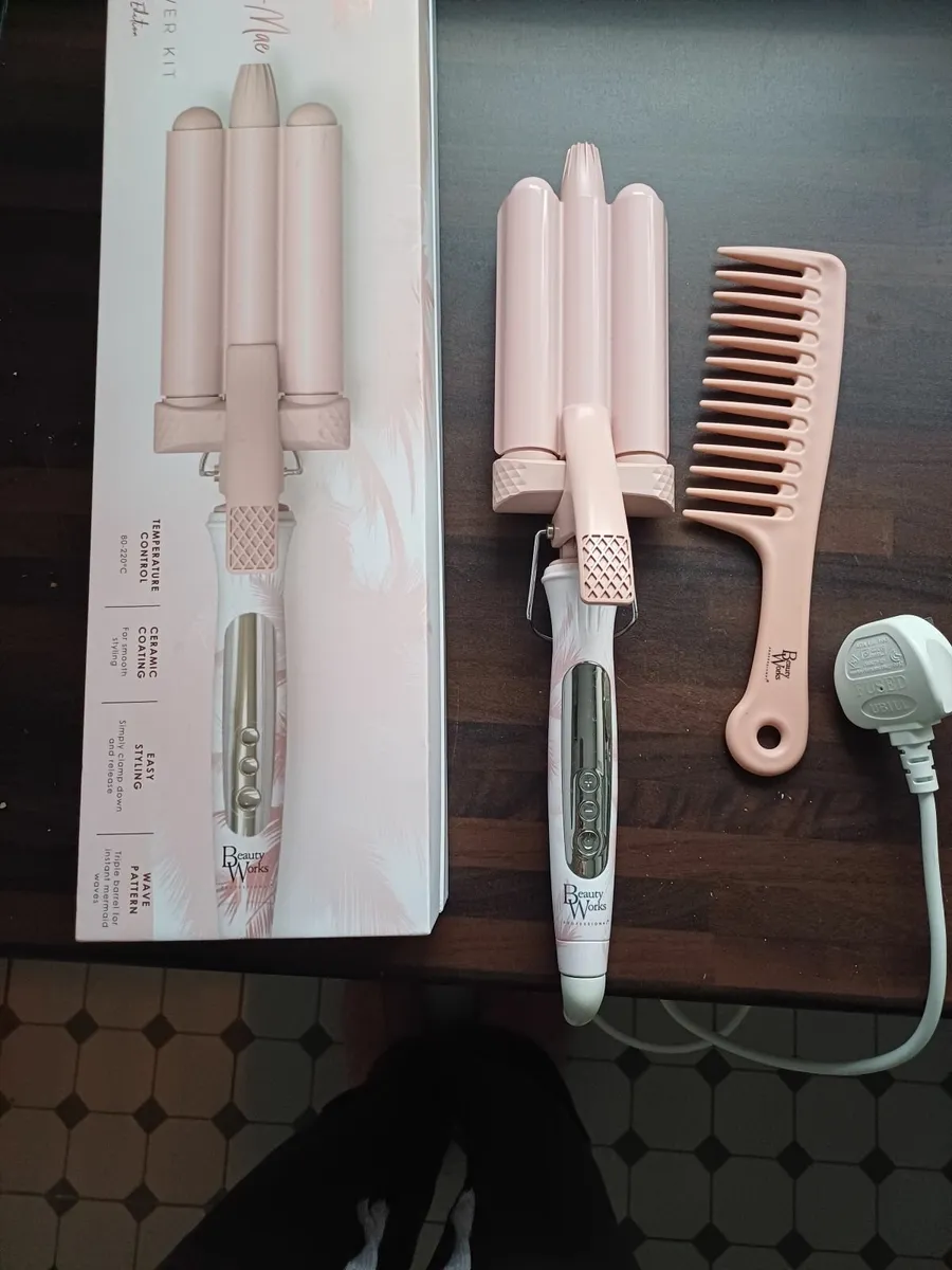 Beauty Works x Molly Mae Waver Kit Limited edition - Image 2
