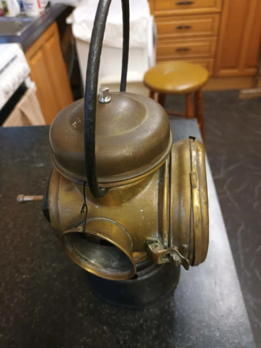 Brass Lamp - Image 1
