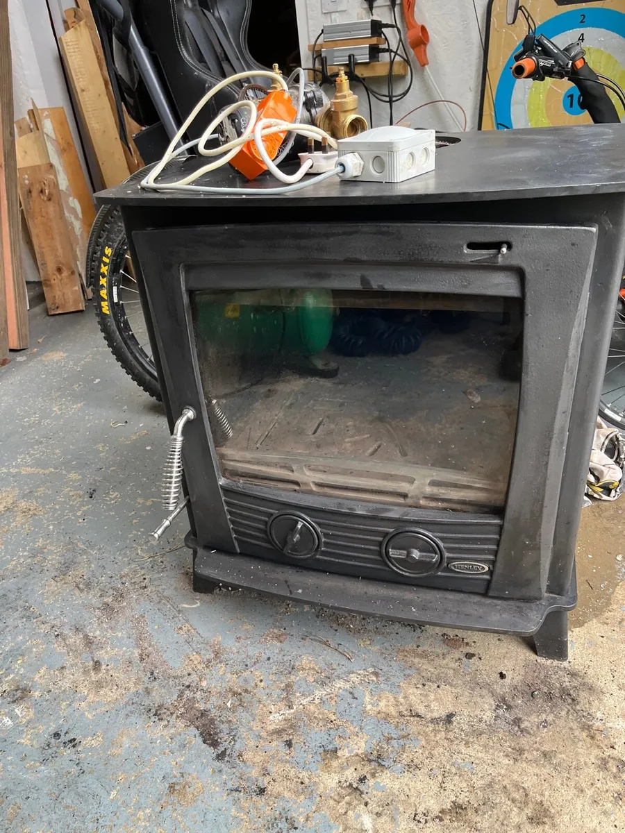 Hanley. Stove
