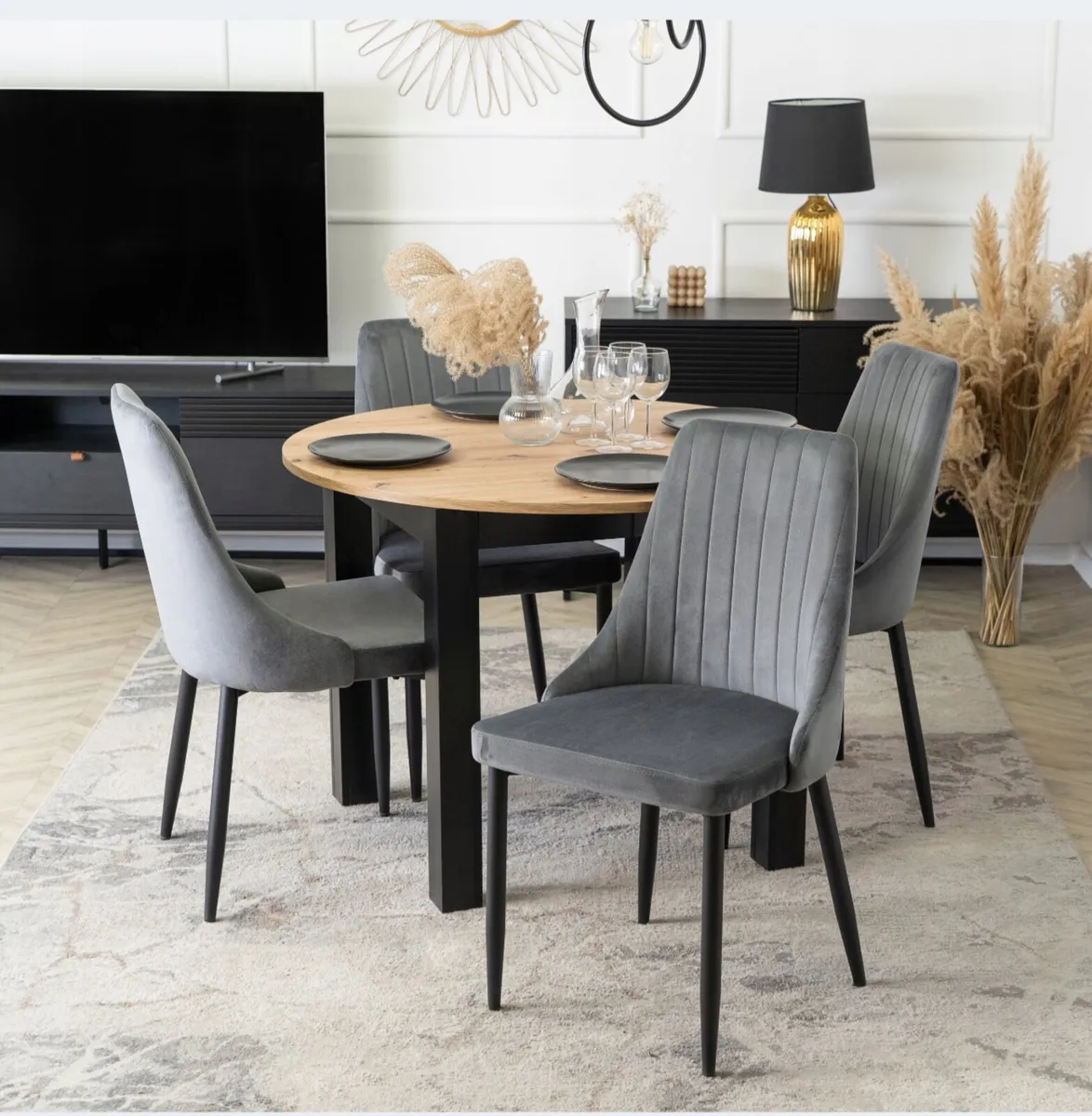 Set of 4 velvet chairs - Image 1