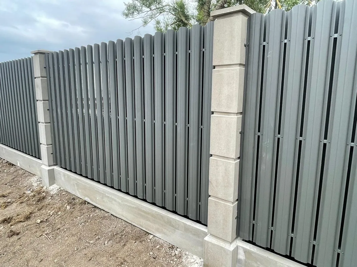 Metal fence panels, No maintenance - Image 1