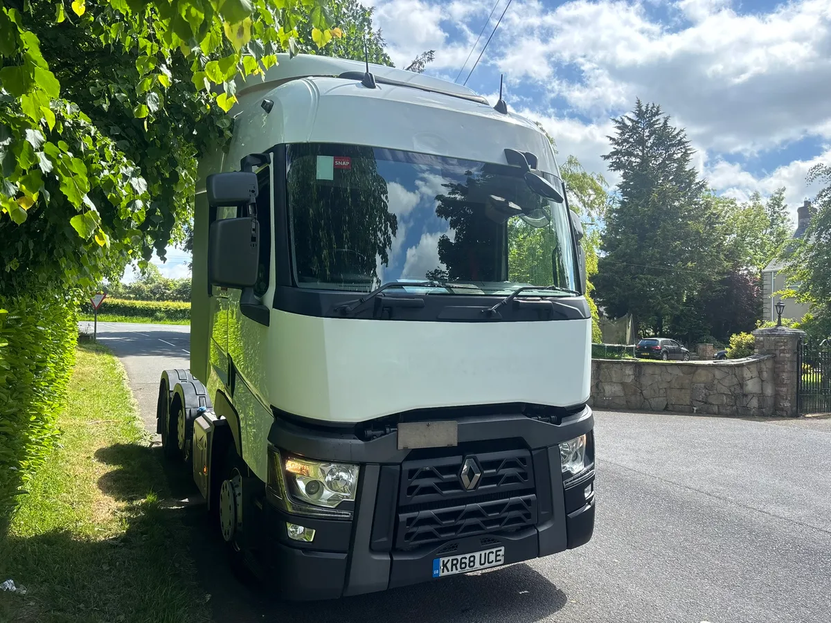 Renault t cab 480 - Image 1