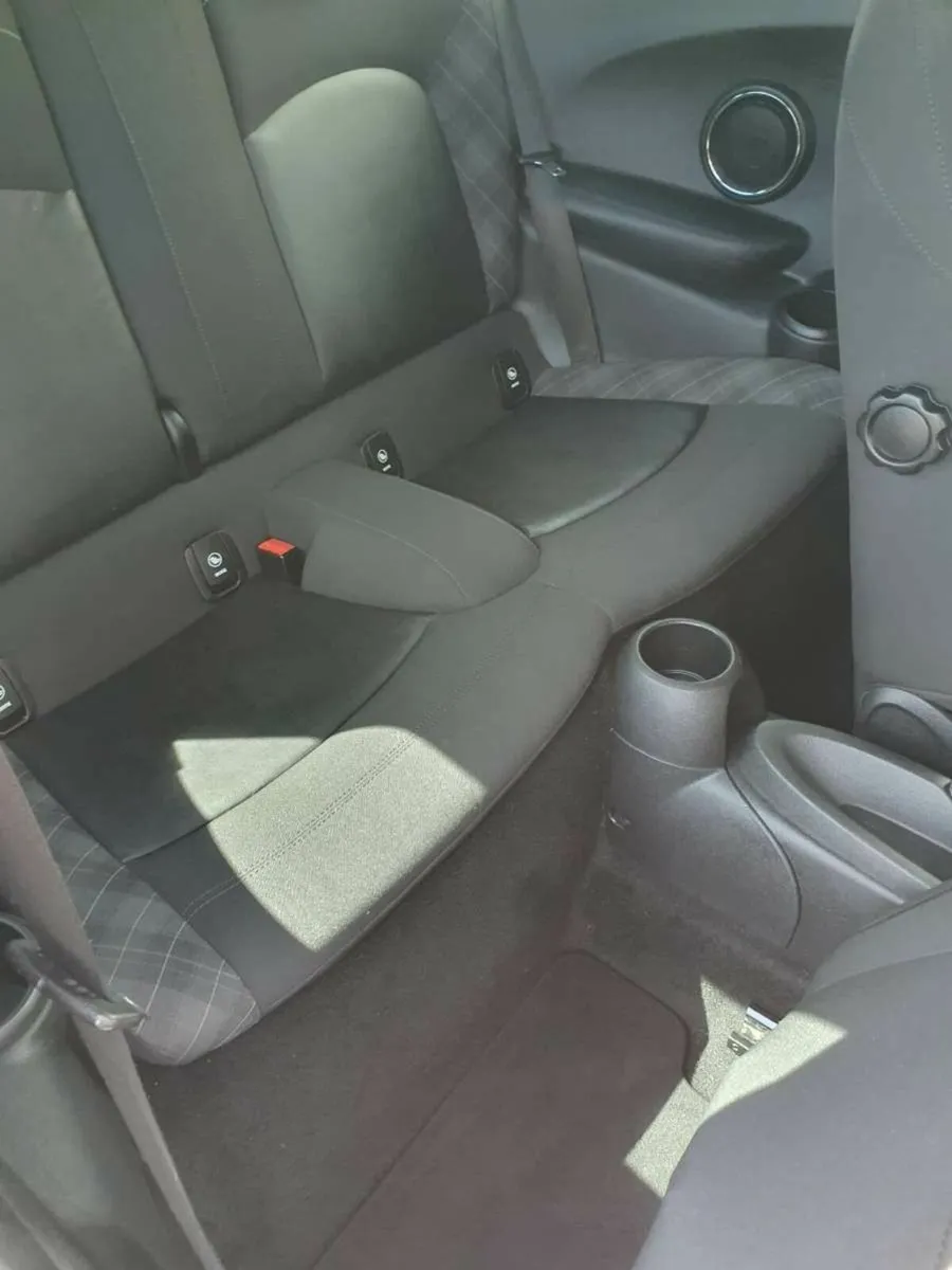 Mini Cooper 2015 - Image 3