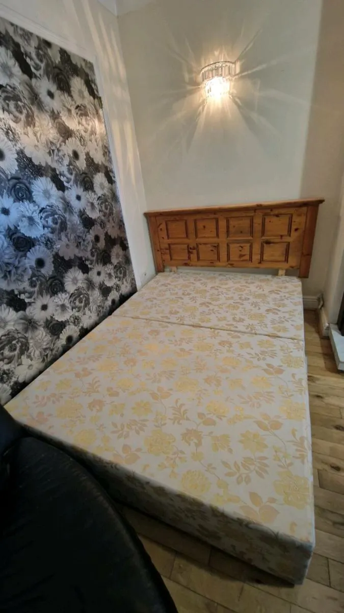 Wooden headboard for double bed Free Delivery - Image 2