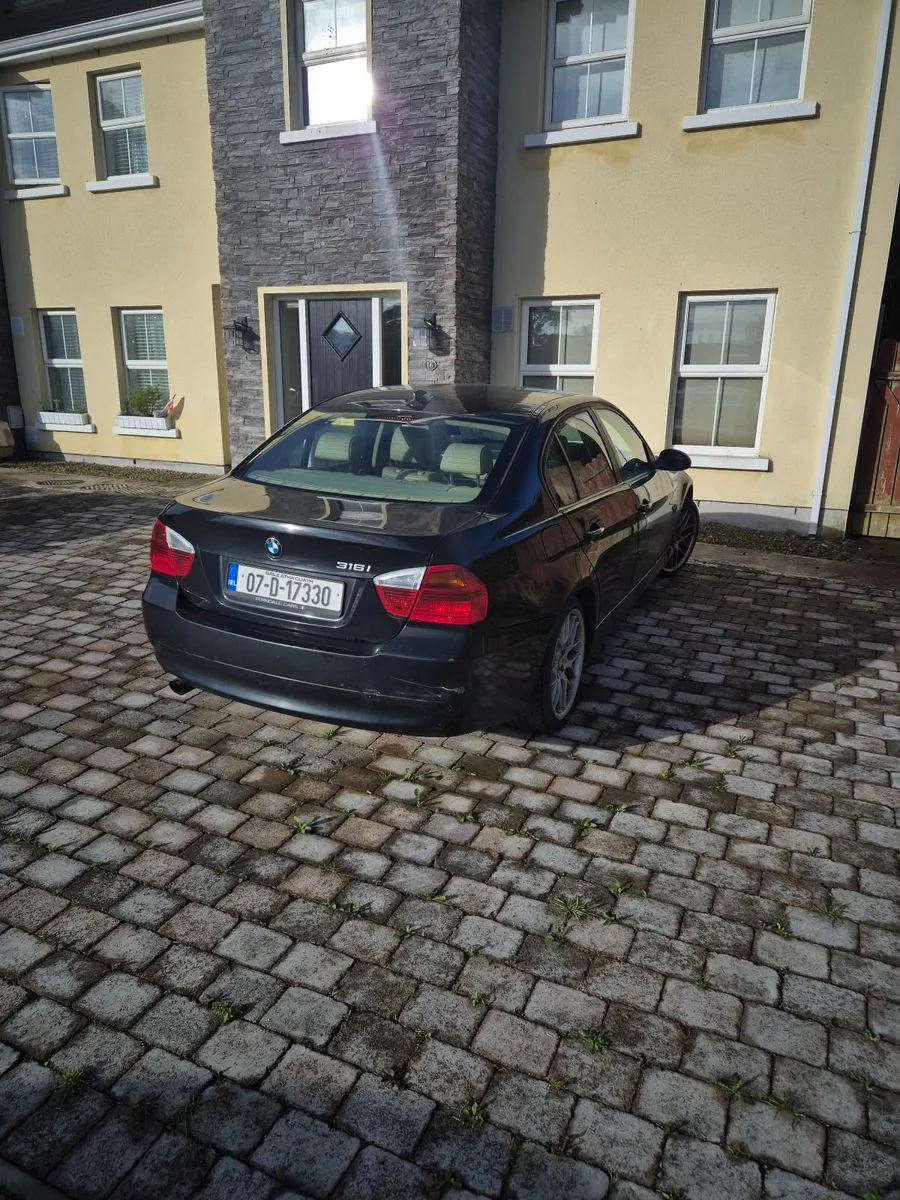 BMW 3-Series 2007 - Image 1