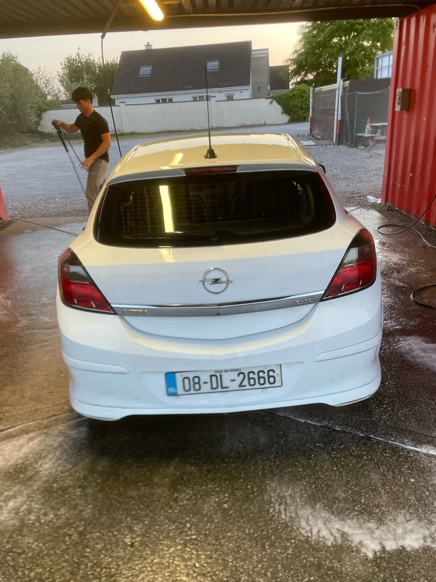 Opel Astra - Image 2