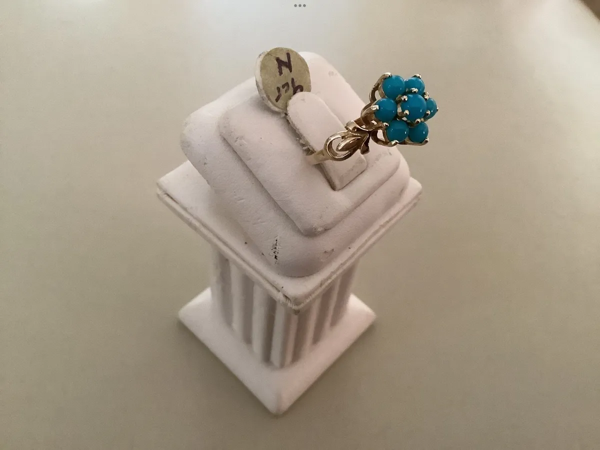 NEW 9ct GOLD TURQUOISE CLUSTER RING - Image 2