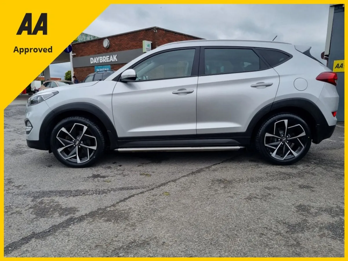 Hyundai Tucson Comfort Plus 5DR - Image 2