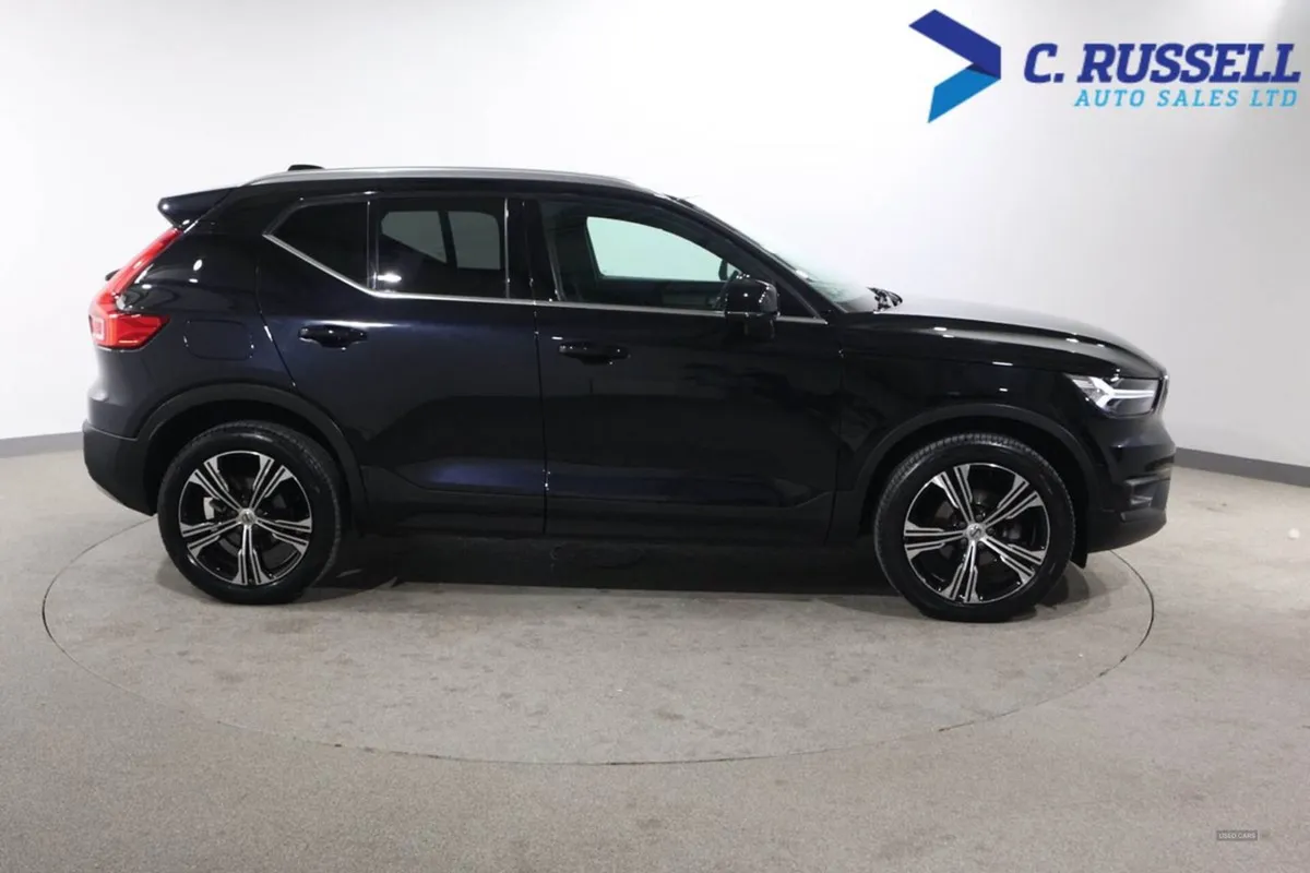 Volvo XC40 Estate - Image 4