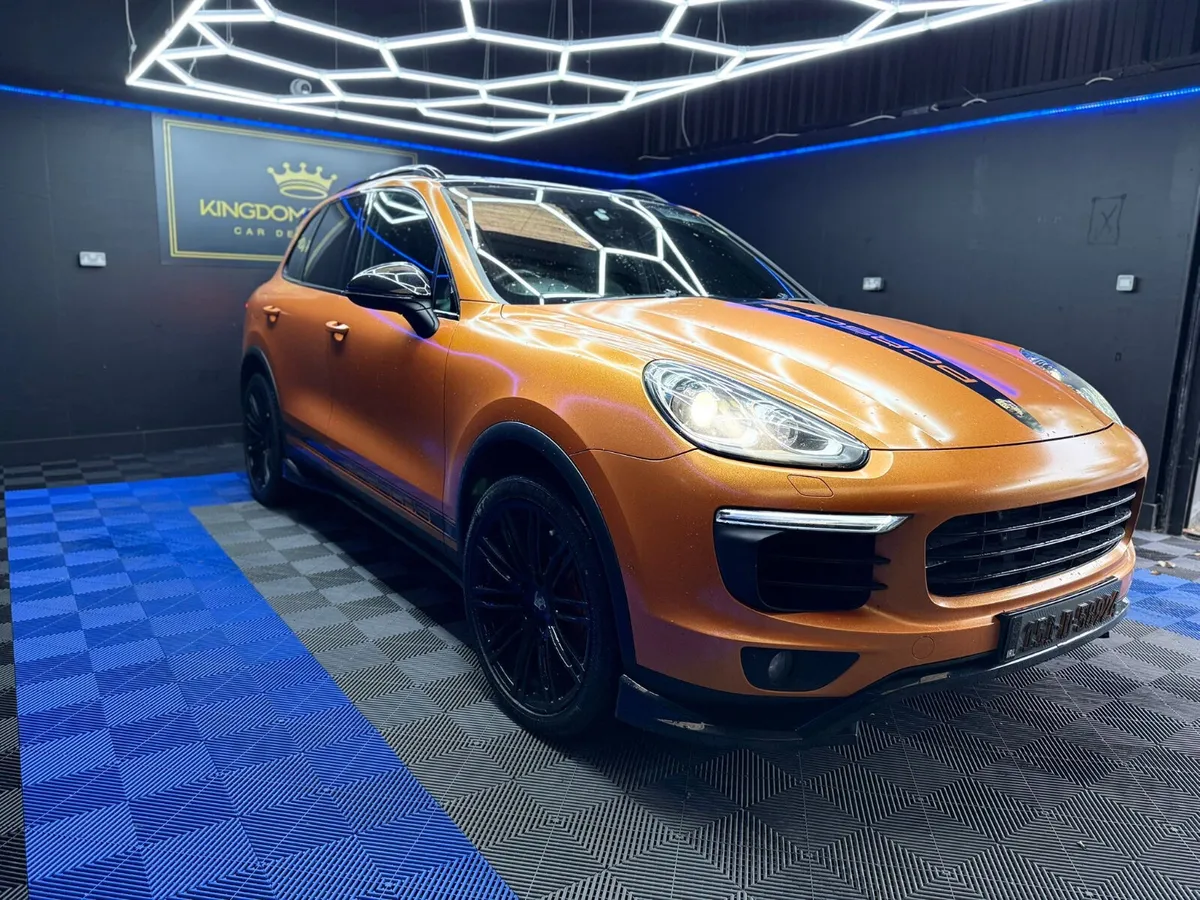 Porsche Cayenne 4.2 diesel,430 HP, commercial - Image 2