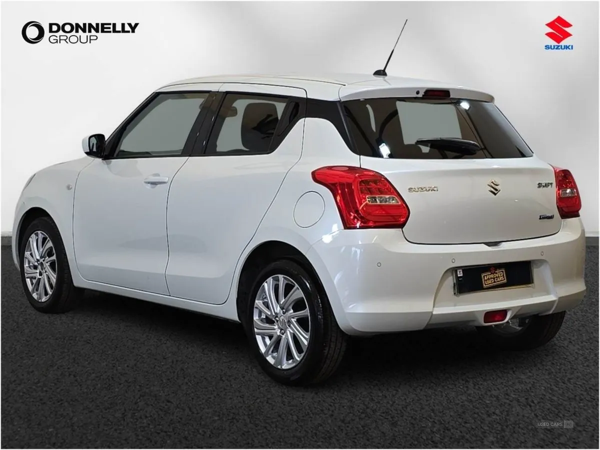 Suzuki Swift 1.2 Dualjet 83 12V Hybrid Sz-t 5dr A - Image 2