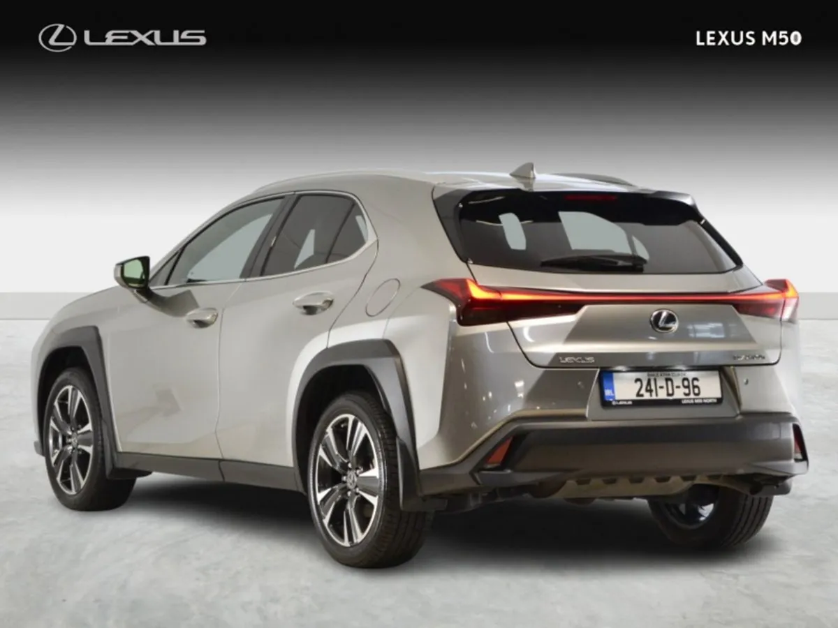 Lexus UX250h Dynamic - Image 3