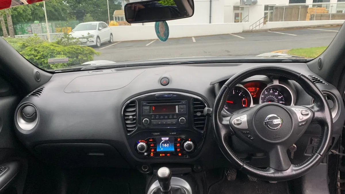 Nissan Juke 2011 - Image 4
