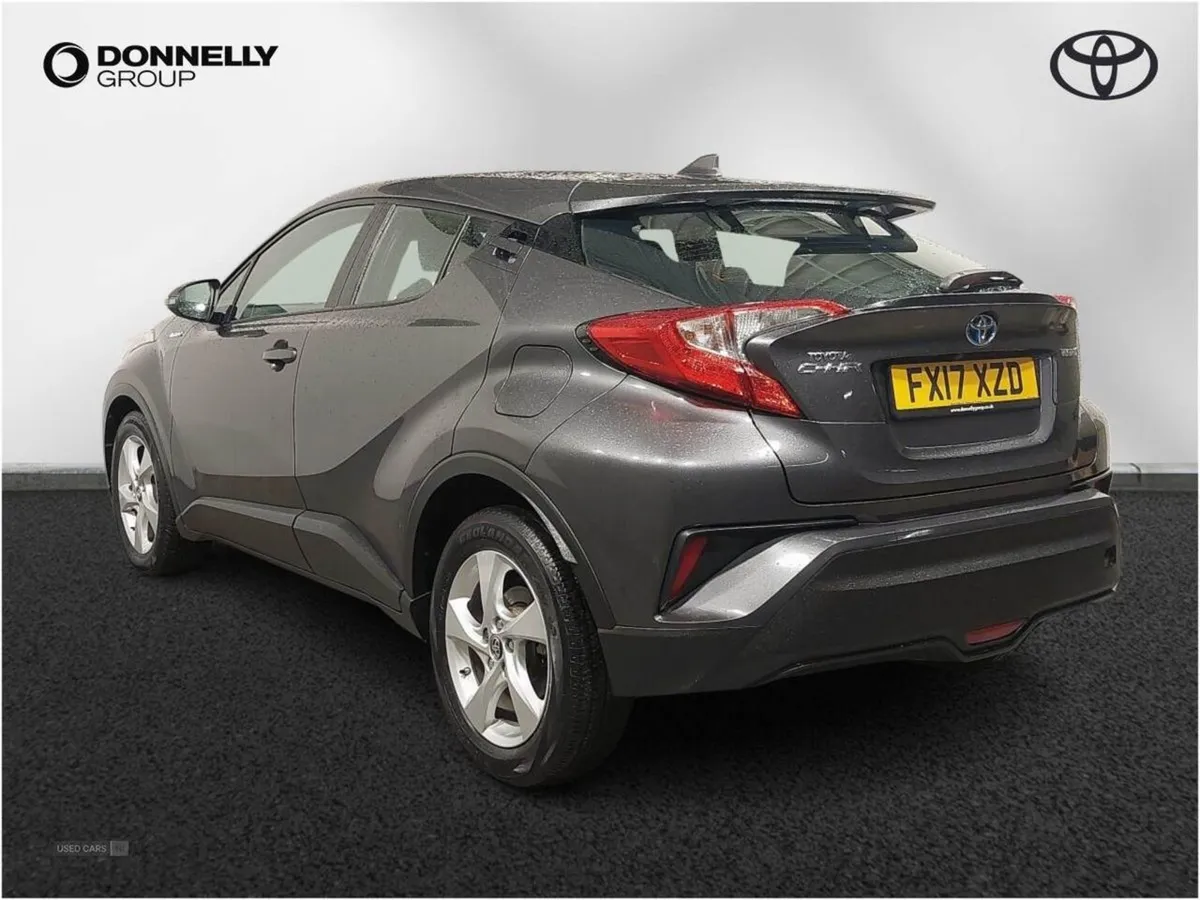Toyota C-HR 1.8 Hybrid Icon 5dr CVT - Image 2