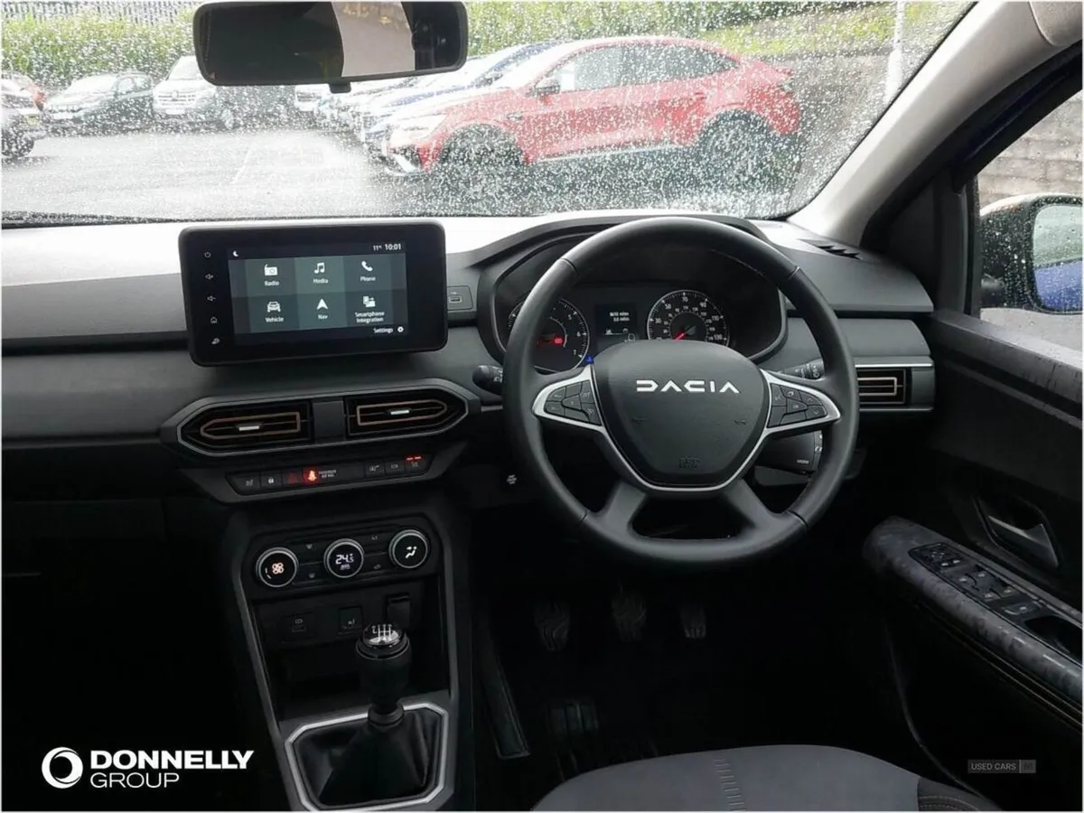Dacia Sandero Stepway 1.0 TCe Extreme 5dr - Image 4