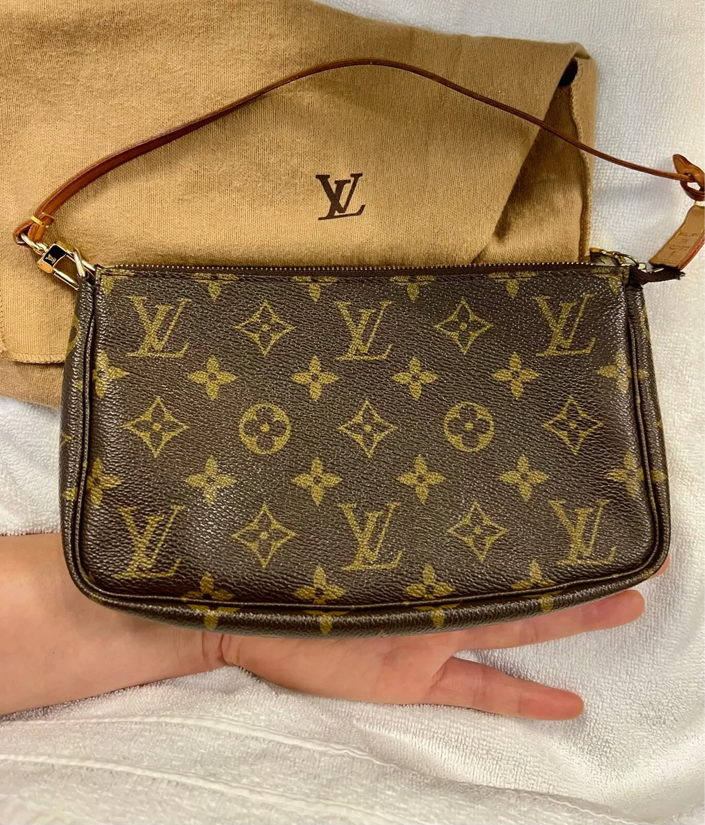 Louis Vuitton - Image 4