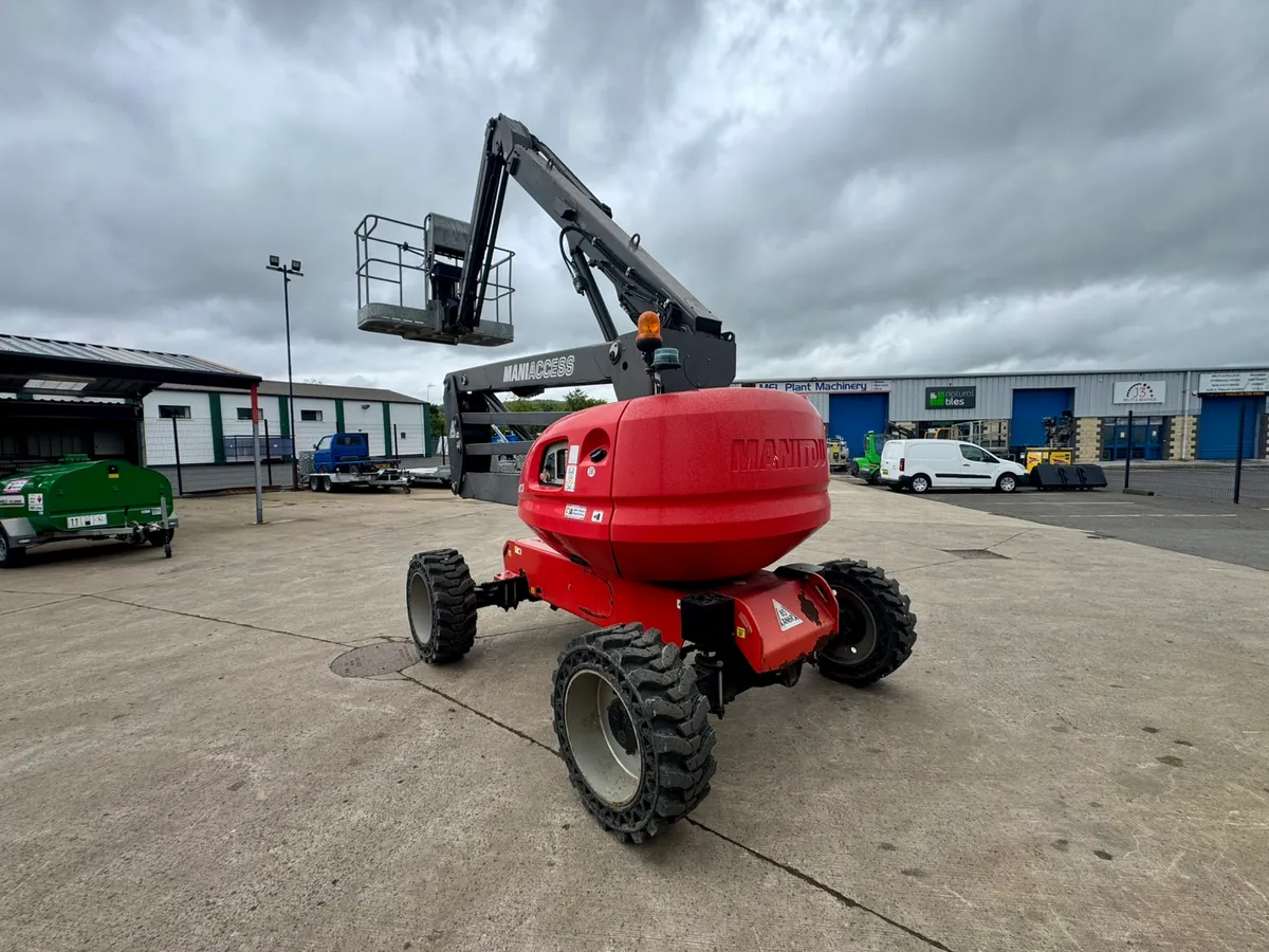 Manitou Boom Lift - Image 3