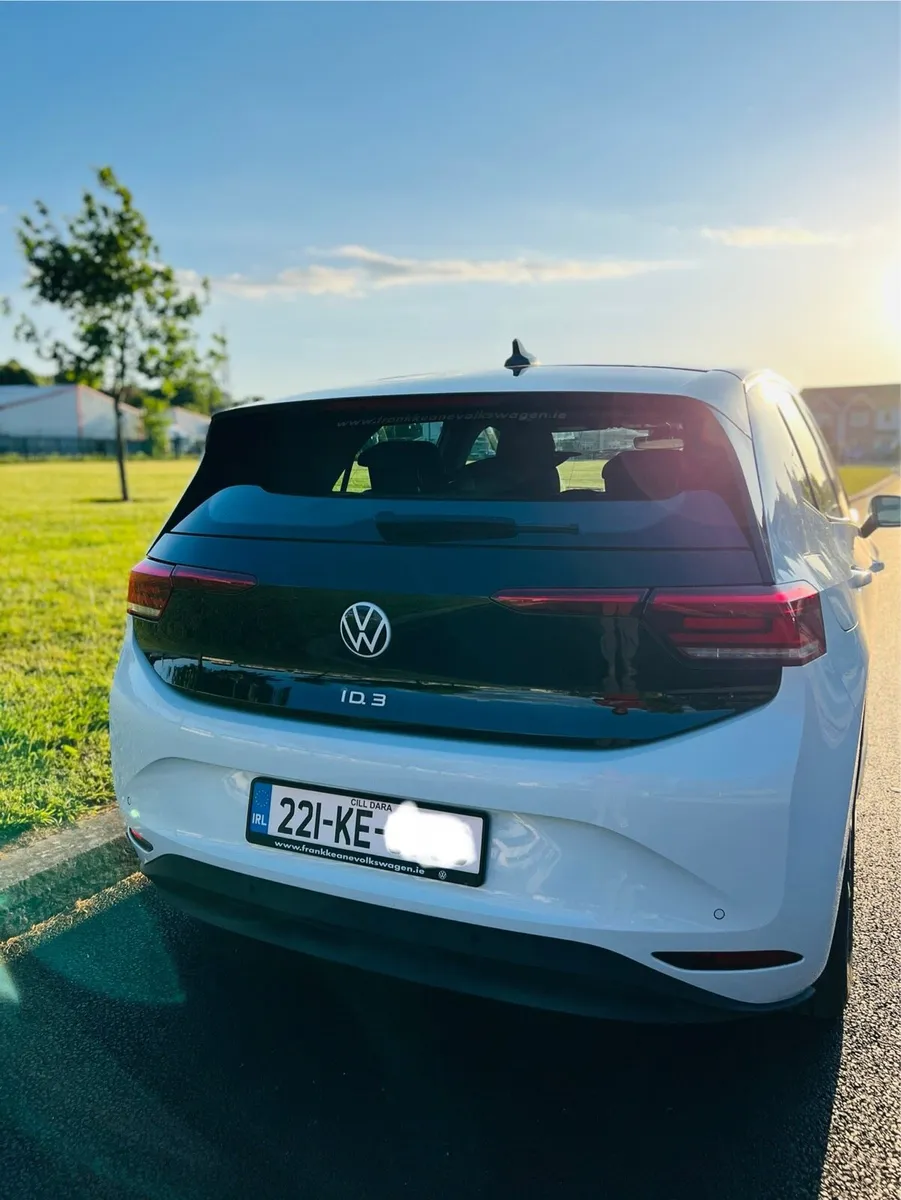 Volkswagen ID3 Pro - Image 3