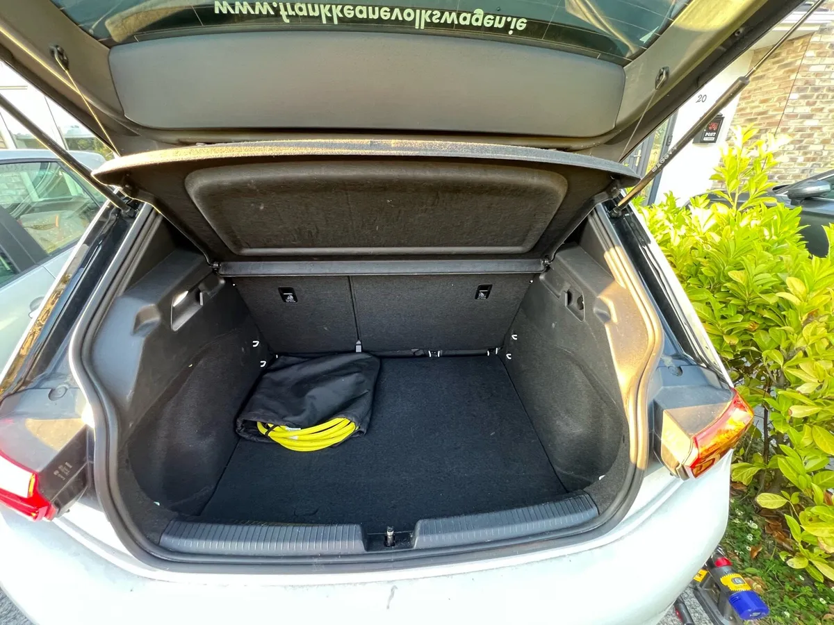 Volkswagen ID3 Pro - Image 4