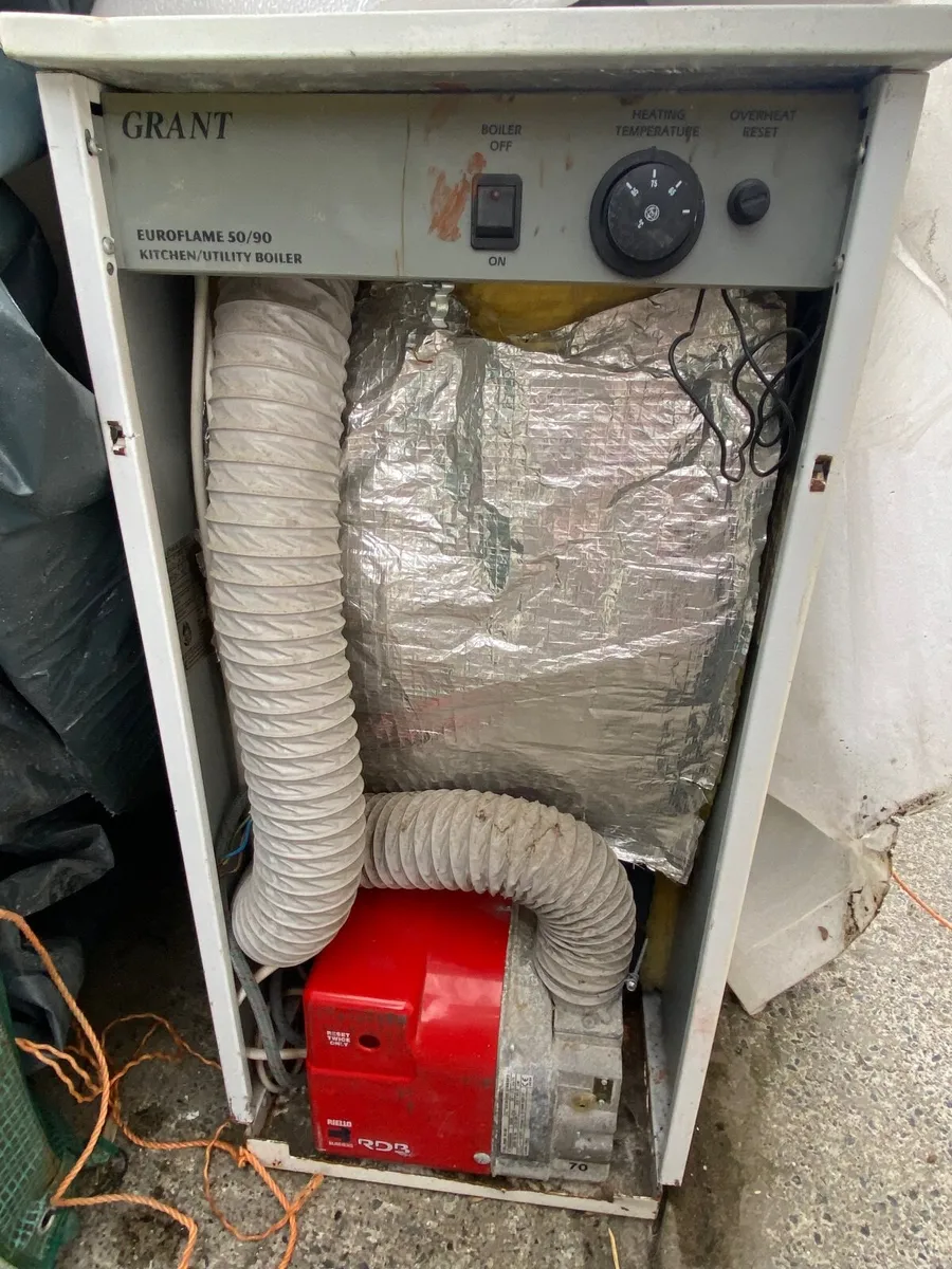 Grant 50/90 home heating boiler - Image 1