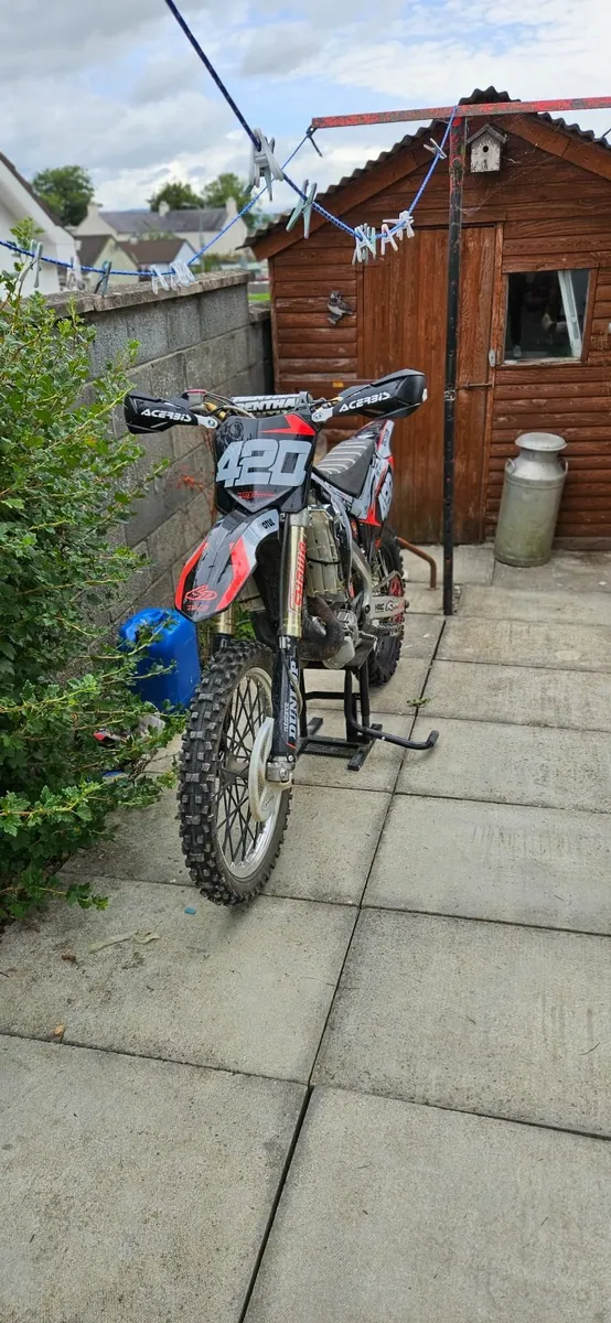 Motorbike - Image 1