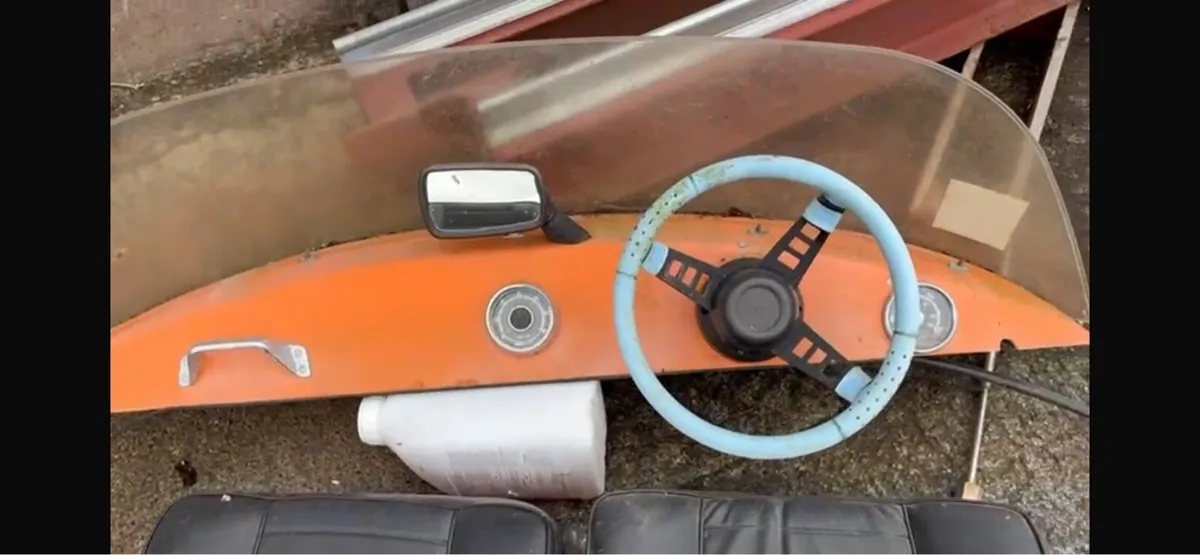 Avon SR4 dash and seats - Image 2