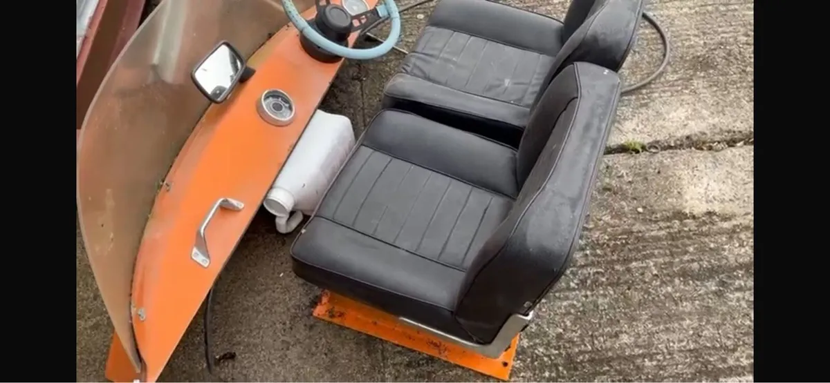 Avon SR4 dash and seats - Image 4
